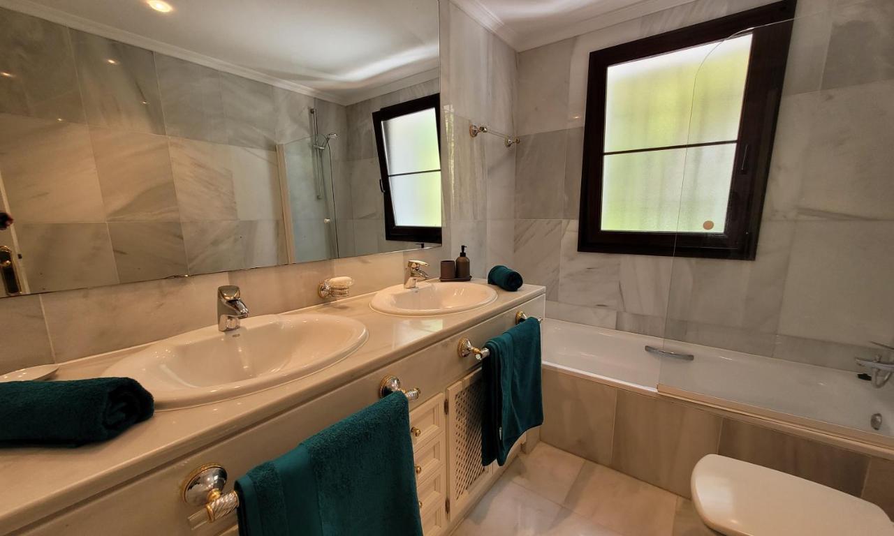 Beach And Golf Resort La Perla Miguel Adults Only Marbella Ngoại thất bức ảnh
